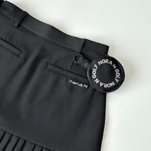 Load image into Gallery viewer, noraN Golf Skirt with Pouch Black
